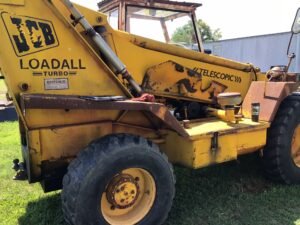 telehander with diesel engine needing maintenance